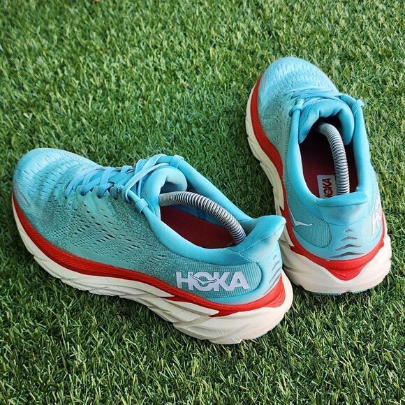 HOKA CLIFTON 8 - Womens Athletic Shoes - SIZE 8.B - Picture 6 of 9